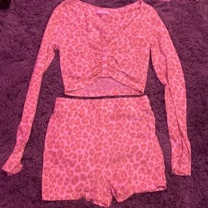 Leopard print sleeping set